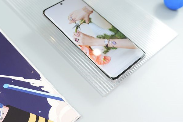 小米12屏幕分辨率是多少